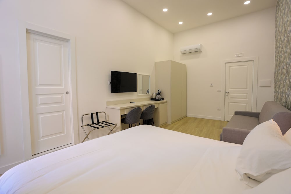Elysium Relais