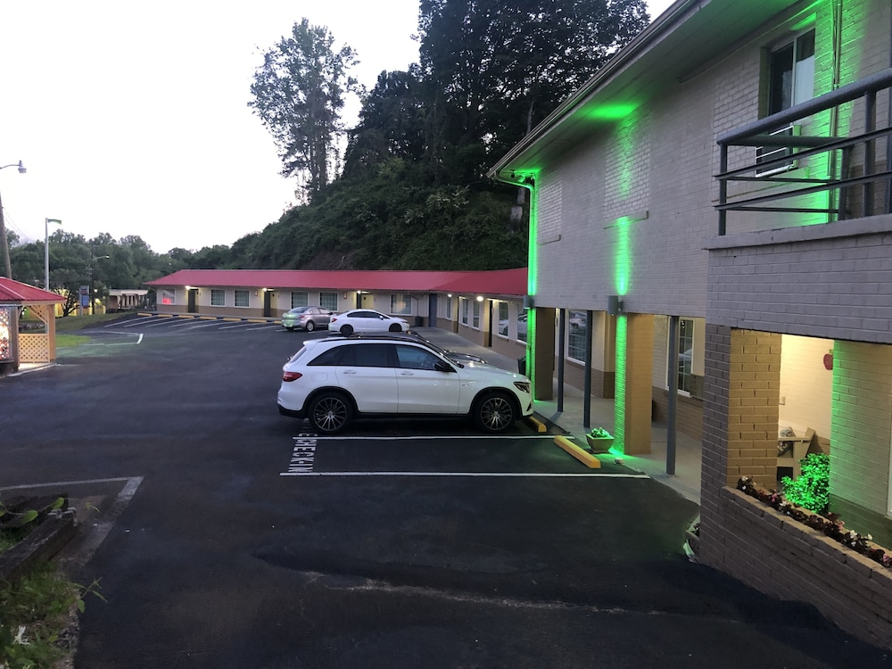 Ellijay Inn
