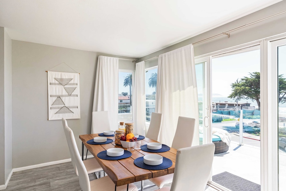 Cayucos Duo 2 Bungalows w/ Views & Lounge Space Pet Friendly