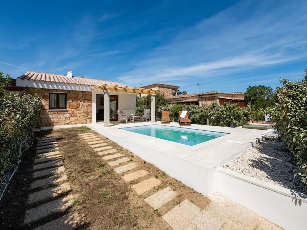 Elegant Villa With Private Pool in San Teodoro