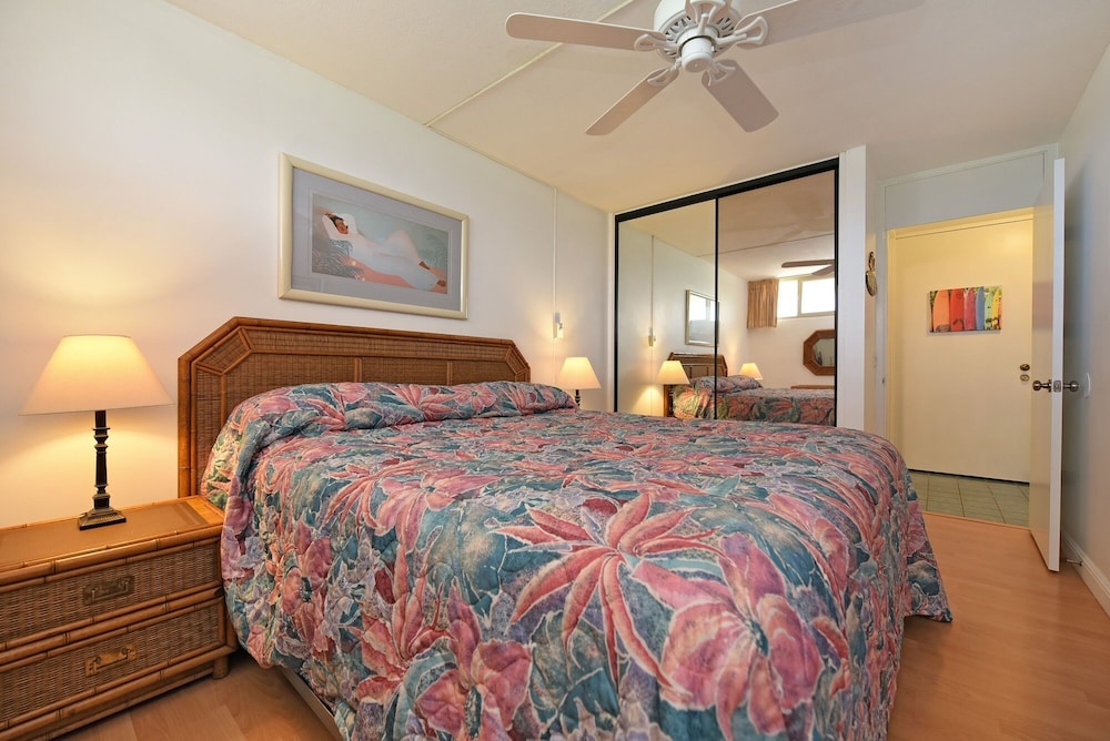 Kahana Reef 414 by RedAwning view 2