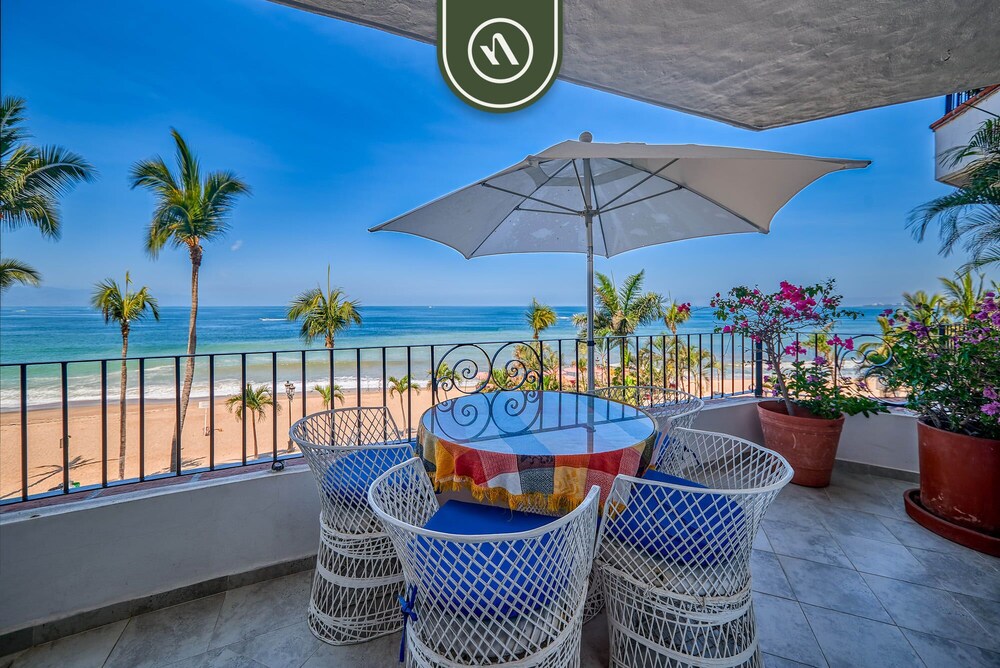 Ocean View 2Br Condo-balcony-beach-pool - 310