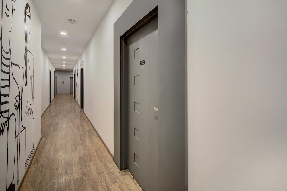 Townhouse Bombay Exhibition Centre Goregaon