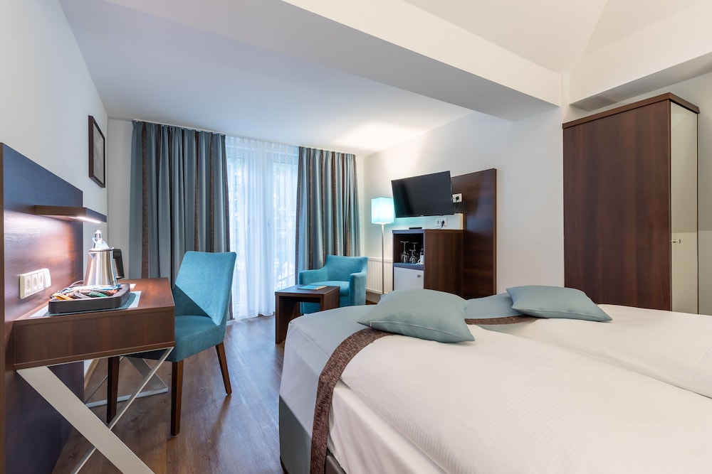 Frankfurt Vacations - Trip Inn Messe Westend - Property Image 41