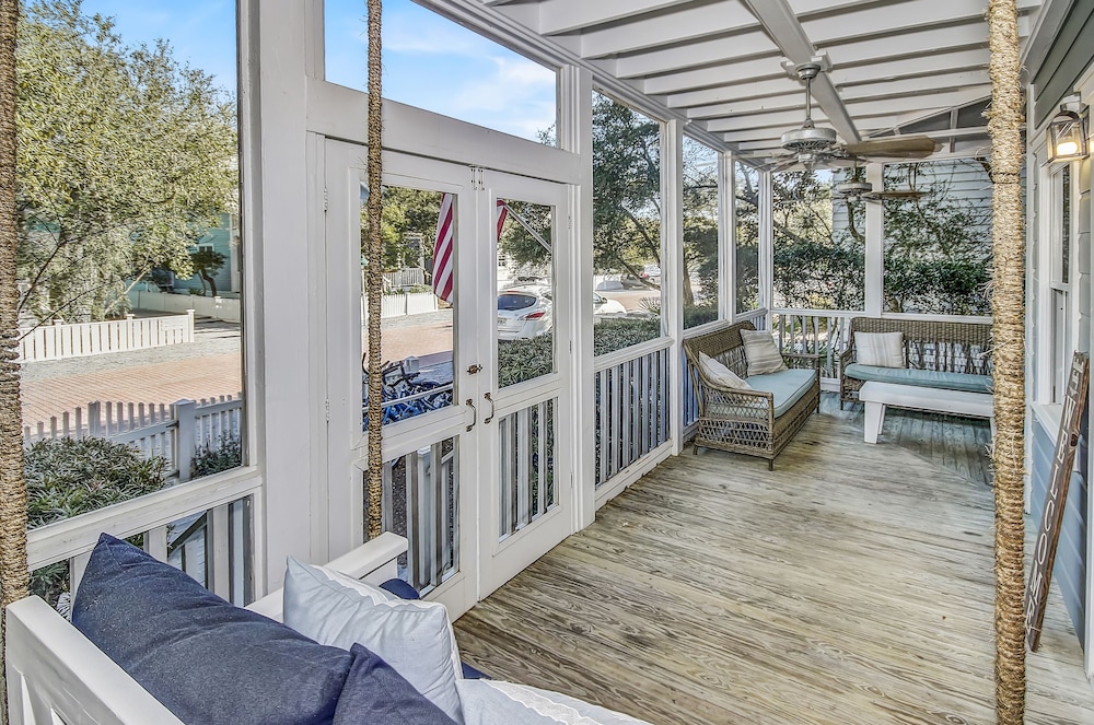 Short Distance To The White Sandy Beaches, Rendezvous Main House + Carriage In Seaside 4 Bedroom Home by RedAwning view 3