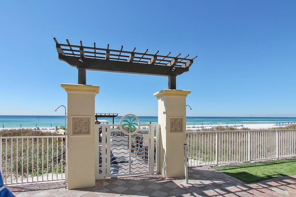 Shores of Panama by Book That Condo