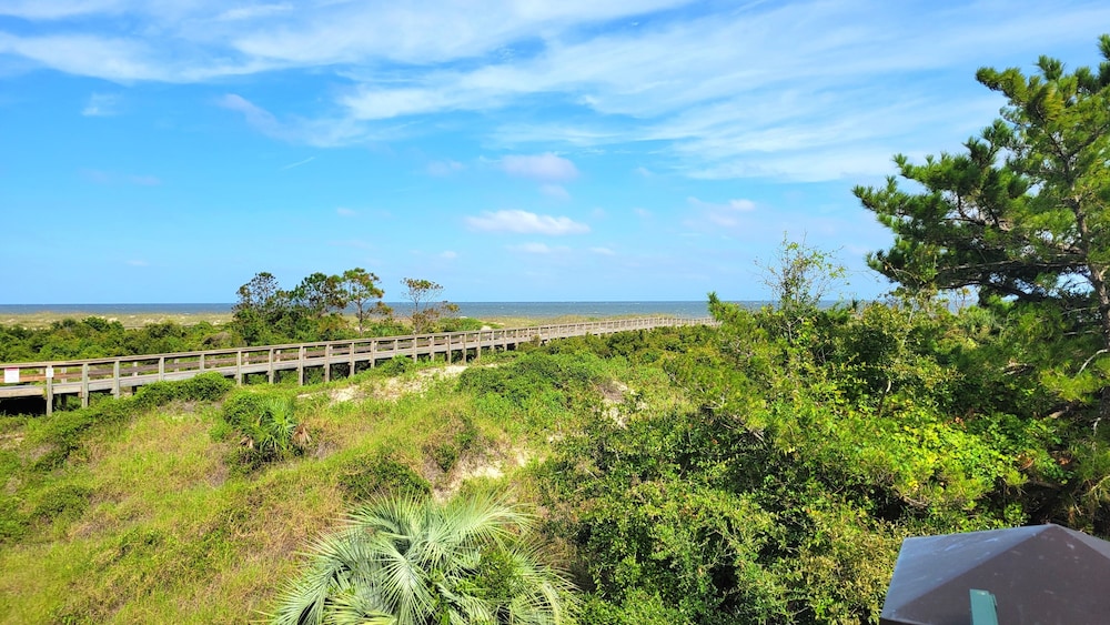 Lollipop II by Tybee Vacation Rentals