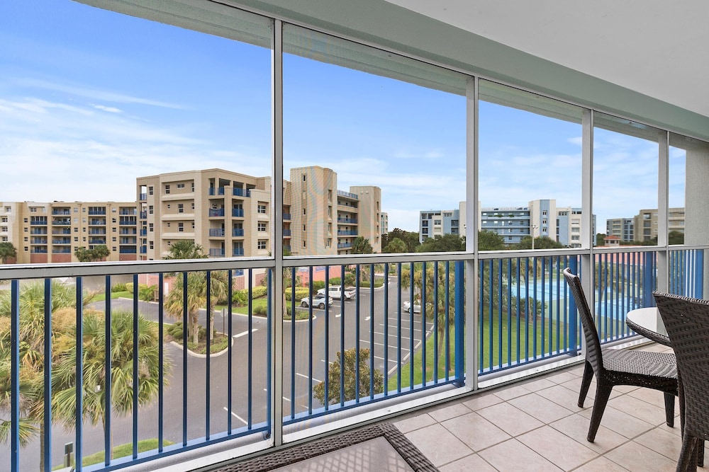 Oceanwalk 1-403