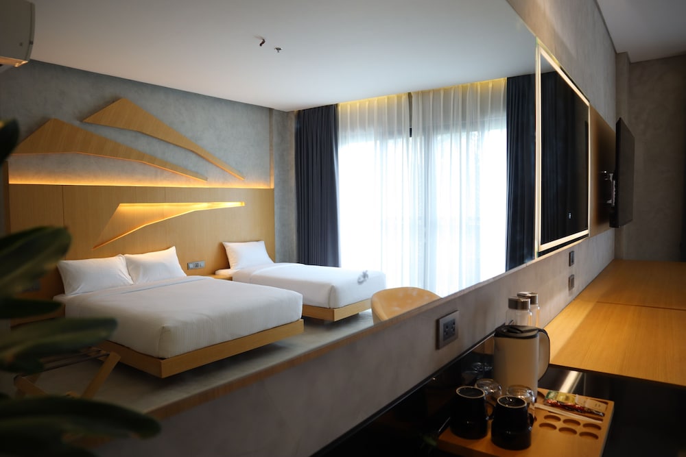 The Hotel Elizabeth Resort and Villas