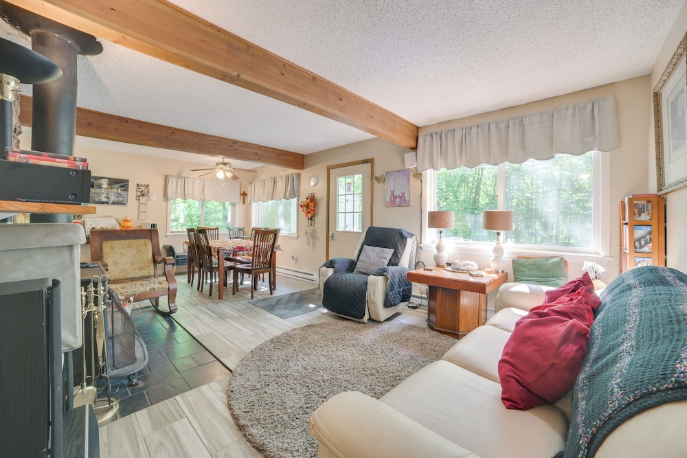 Indoor Pool Access: Cabin in Lakes of the North!