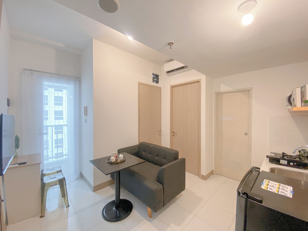 Restful And Good Deal 2Br At Tokyo Riverside Pik 2 Apartment