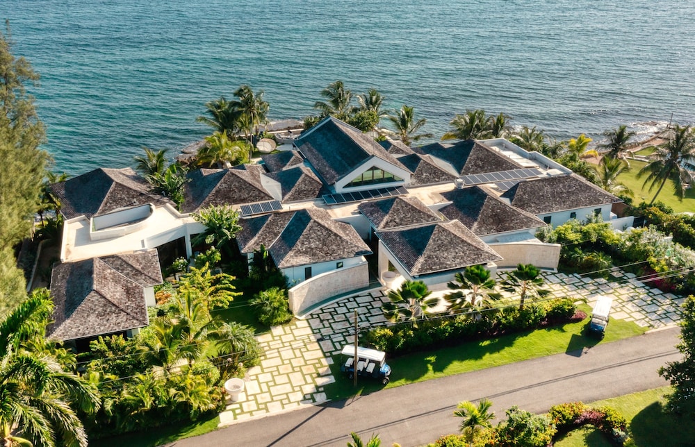 Oceans 8 Villa at the Tryall Club