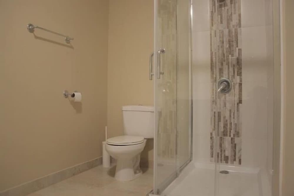 Kingston Apartment at Tres Vista