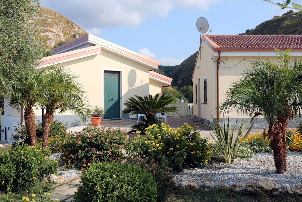 Villa Garden