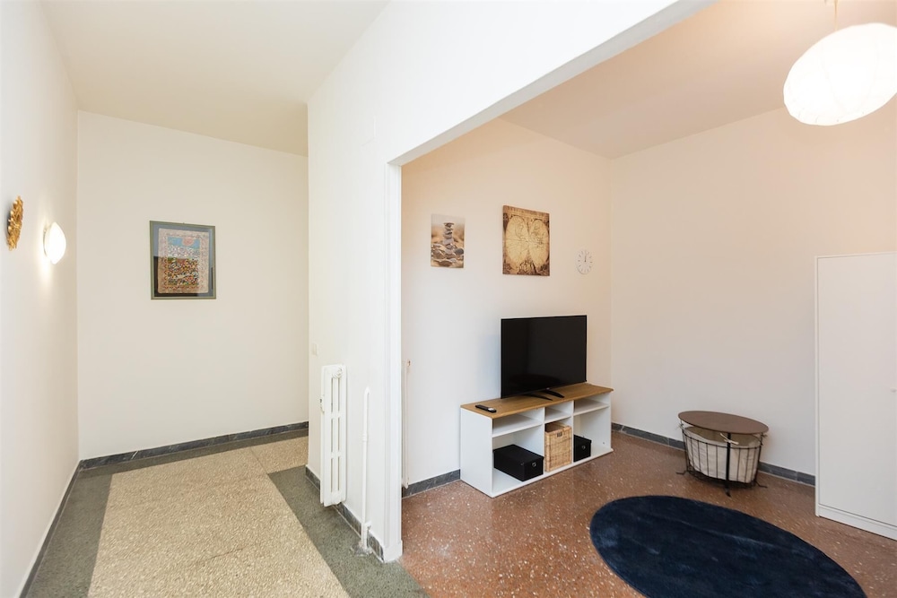 Jenner Apartment
