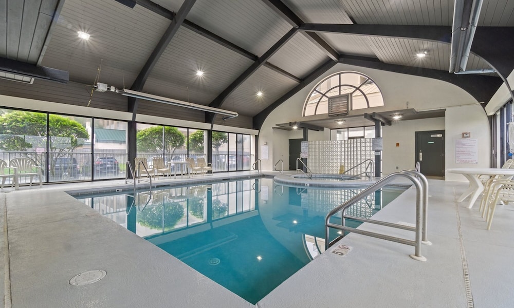 Pelican Pointe 1203