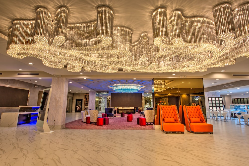 Grand Tuscany Hotel