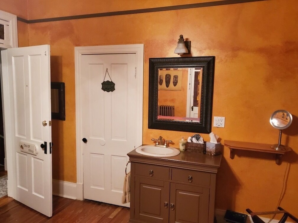 The Amberson House Bed & Breakfast view 3