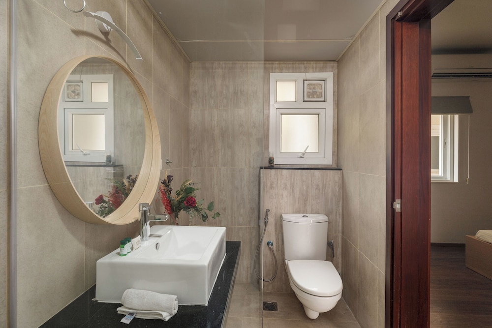 The Ivy Apartment by Red Olive