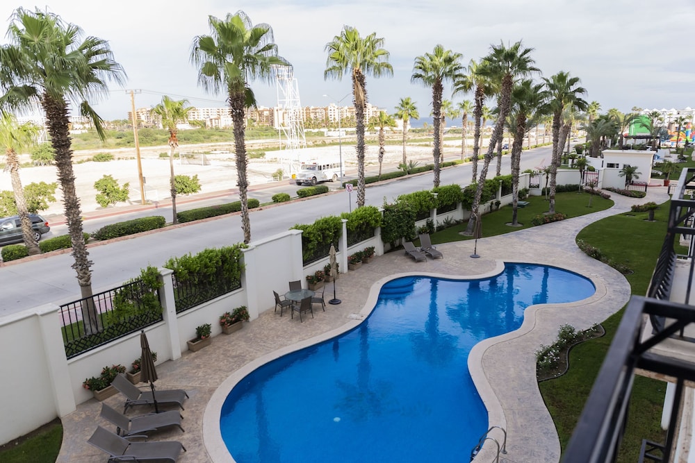Puerta Cabos Village H306 2BR by Casago