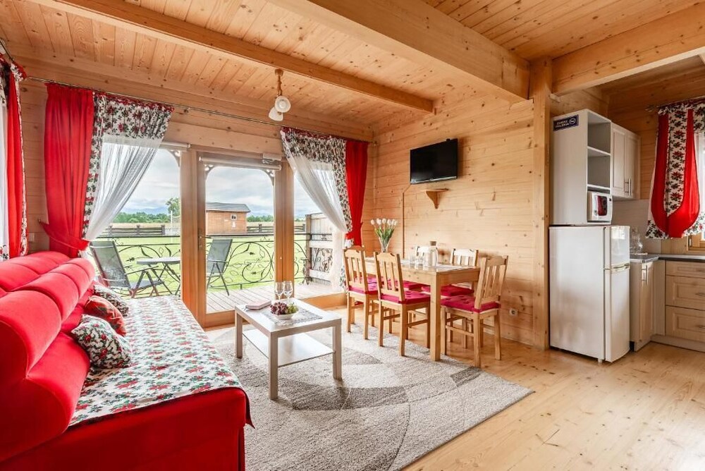 DOMKI TATRY z jacuzzi i sauną w cenie