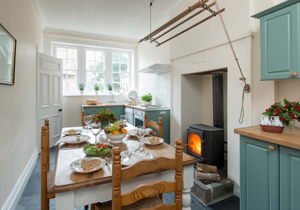 Manor Cottage view 5