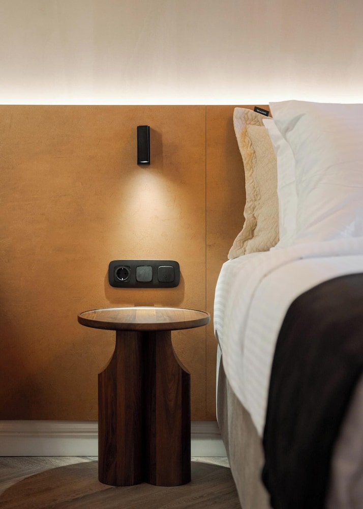 Acropolis Luxury Athens Suites