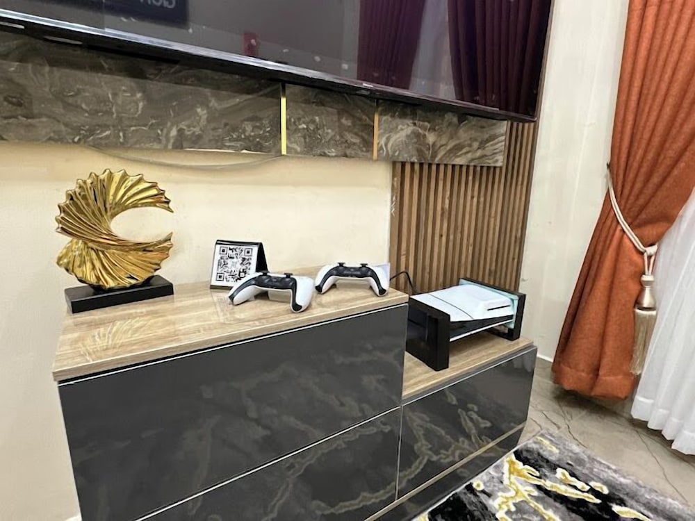 Clarus Apartments
