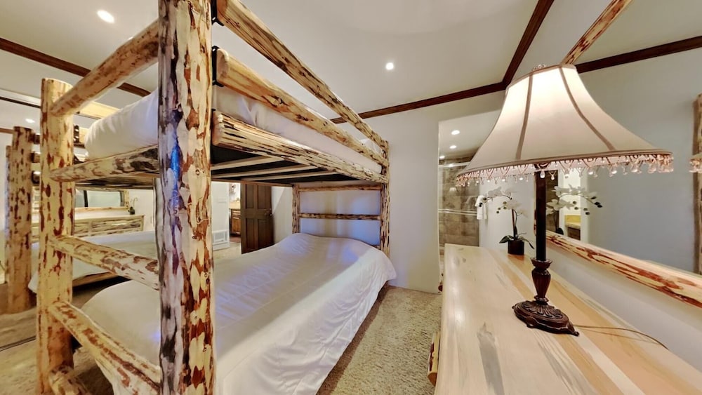 Mammoth Mountain Condos