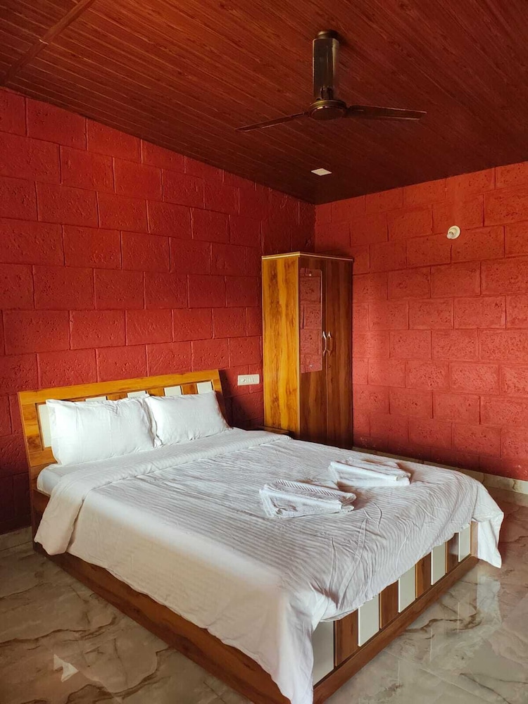 Red Brick Resort