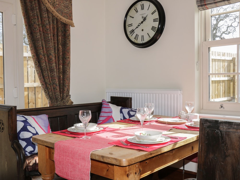 Acorn Cottage