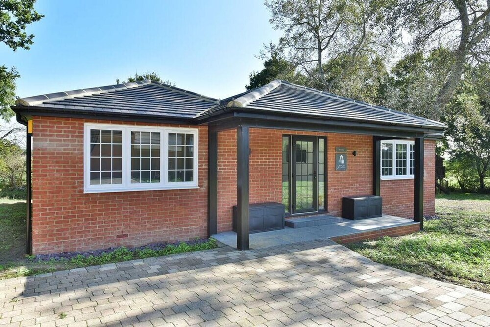 Stunning 3 bed Lodge on Private Estate