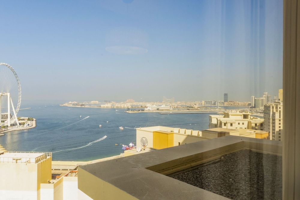 Short Stay Apartment Shams 1 Jumeirah Beach Residence 2 Bed Sleeps 6