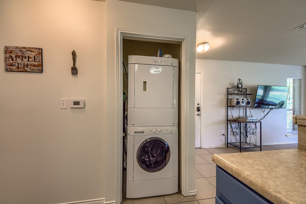 Ww D101 2 Bedroom Condo