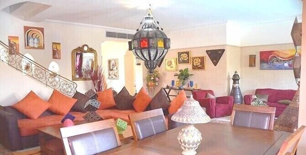 lounge