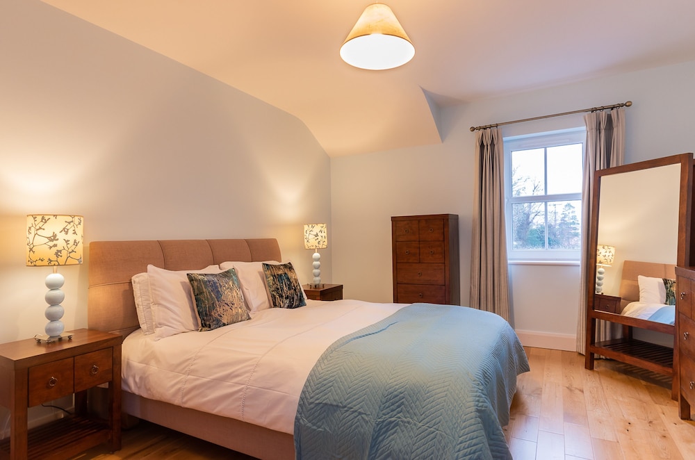 Lovely Home Just a 2 Minute Walk From Sneem Village