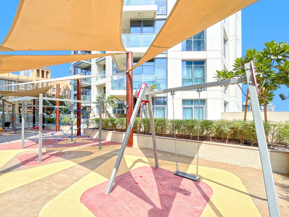 bnbmehomes-Cozy 1B nr Dubai Fountain-307