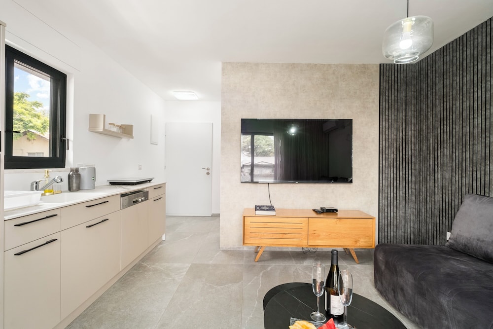 Gesher Haziv Modern Stay by Sea N' Rent