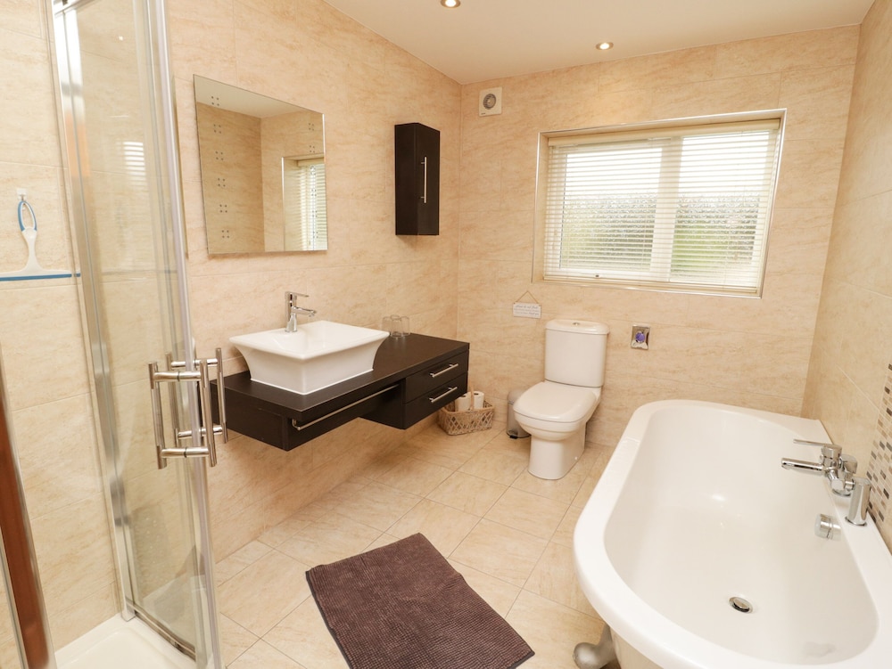 Bryn Derw Holiday Cottage