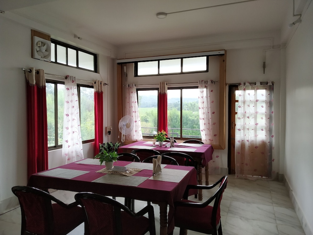 Hotel Zimin ziro view 3