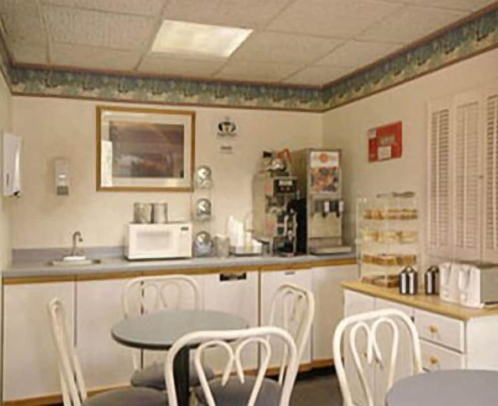 Aspen Inn