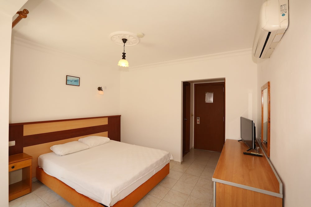 The Tower Hotel - Image 37