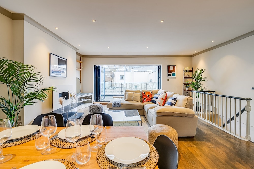 Charming Spacious 5 Bed Mews House - Kensington