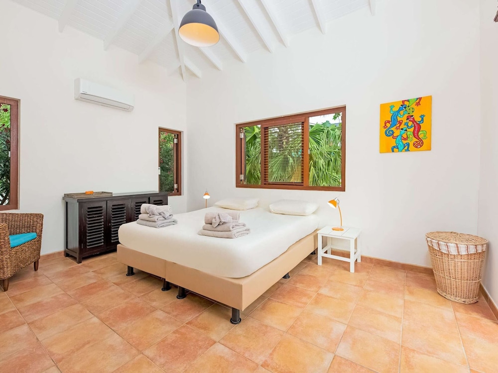 Holiday Villa at Jan Thielstrand in Willemstad