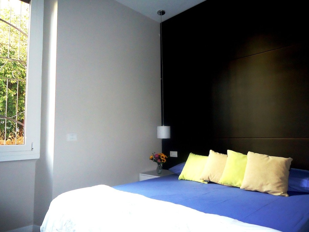 Dea Roma Inn