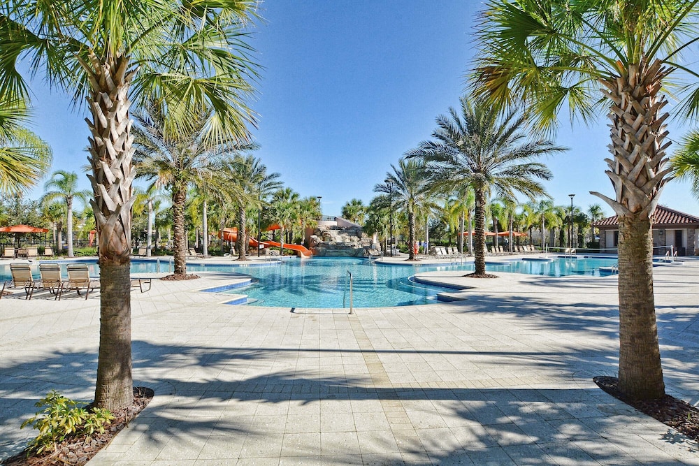 Enjoy the Private View! Roomy Town Home With Pool, 20 Mins From Disney #5st739 - Image 5