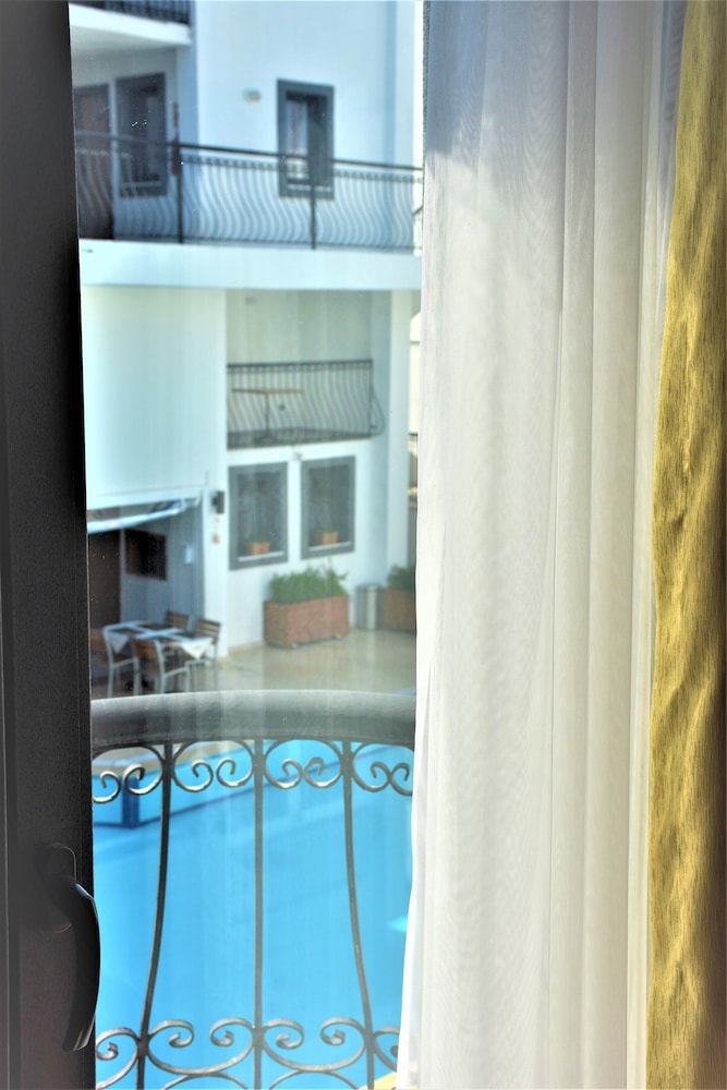 Modern Life Bodrum Otel - Image 34