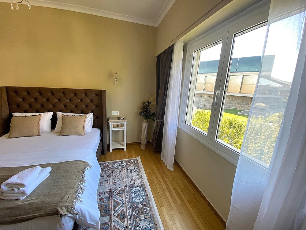 Check Point - Acropolis View A photo 3