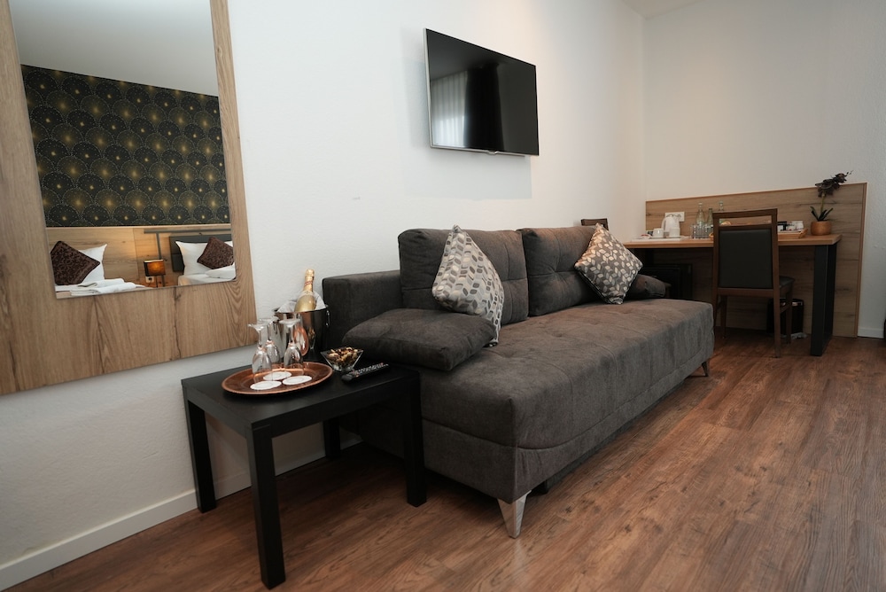 Frankfurt Vacations - Hotel Attache - Property Image 34