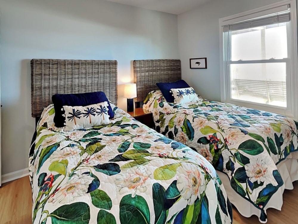 The Salty Spot by Topsail Realty